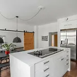 Wehost Korkeavuorenkatu